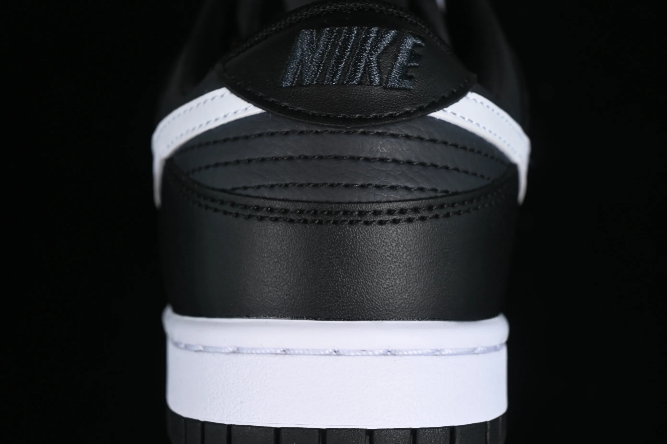All categories Nk SB Dunk series Nk SB Dunk Low low-top sneakers Nk Dunk Low Retro pure black and white SB low-top sports and leisure sneakers DJ6188-002